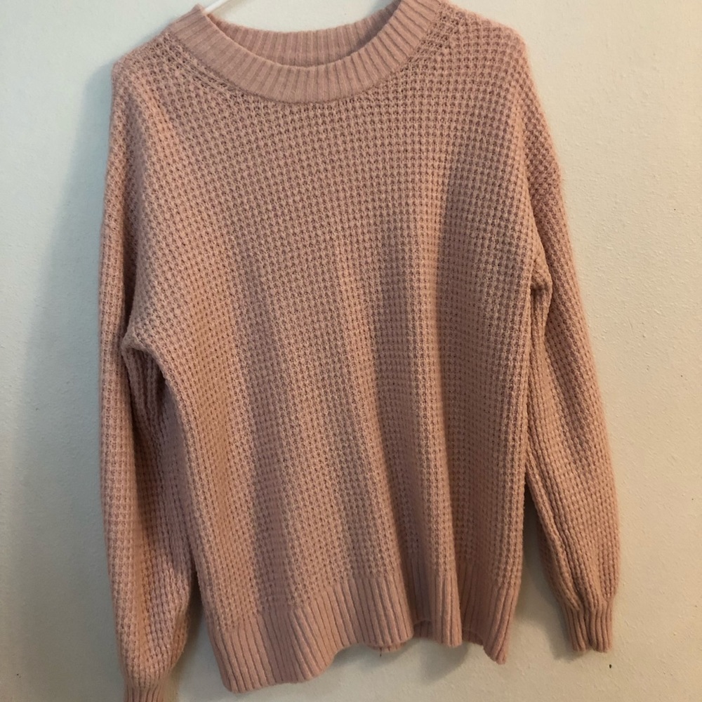 American eagle blush sweater